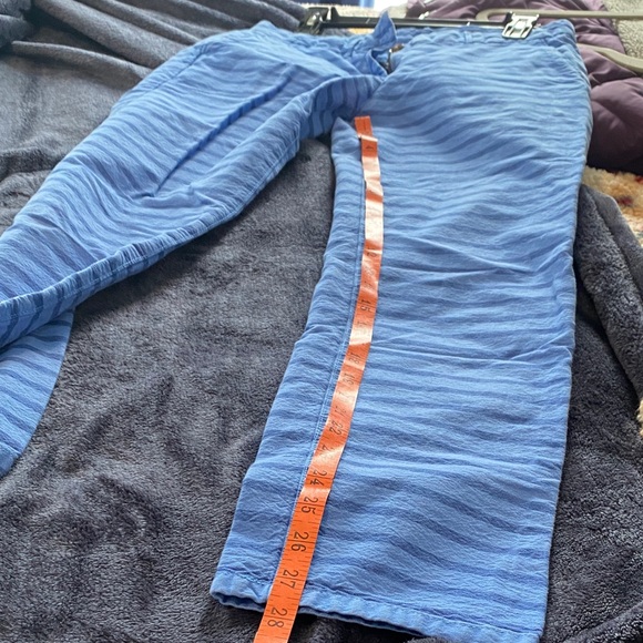 GAP Women's Blue Striped Straight Leg Pants - Picture 8 of 10